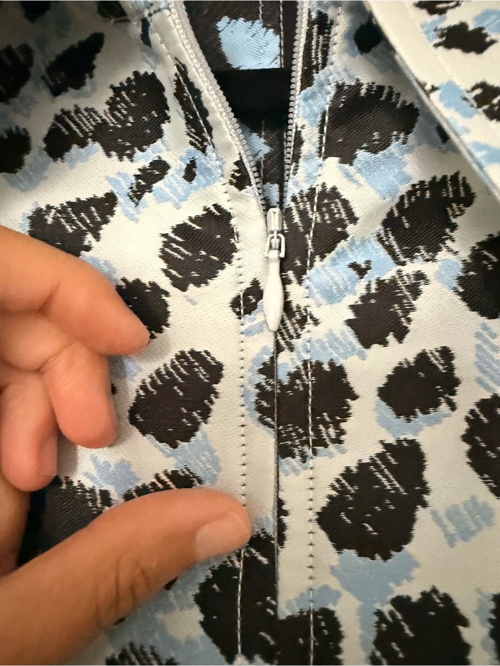GANNI Crispy Jacquard Leopard Blue Mini Dress - Picture 6 of 9